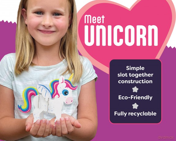 Build Your Own Magical Unicorn - Comes with Accessories and Trinket Chest! - Eco Friendly Cardboard Craft Kit - Ages 4+ [KSIĄŻKA]