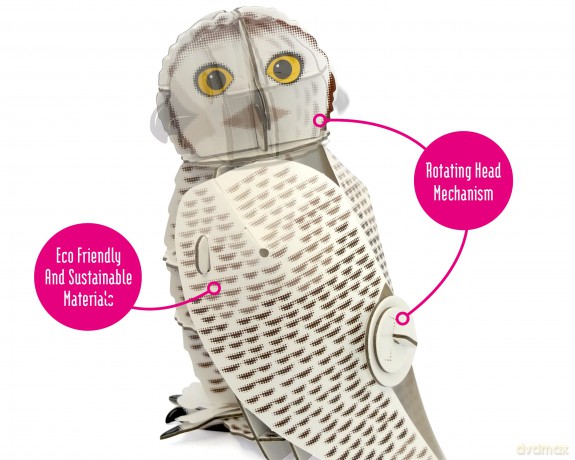Build Your Own Moving Snowy Owl - Rotating Head Action - Eco Friendly Cardboard Craft Kit - Ages 8+ [KSIĄŻKA]