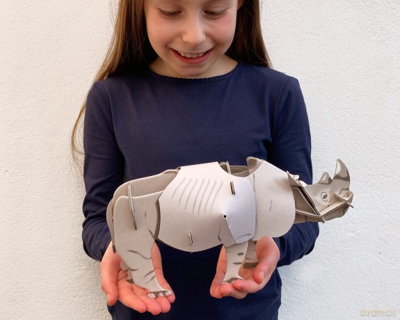 Build Your Own Moving White Rhino - Pull Tab Head Movement Action - Eco Friendly Cardboard Craft Kit - Ages 8+ [KSIĄŻKA]