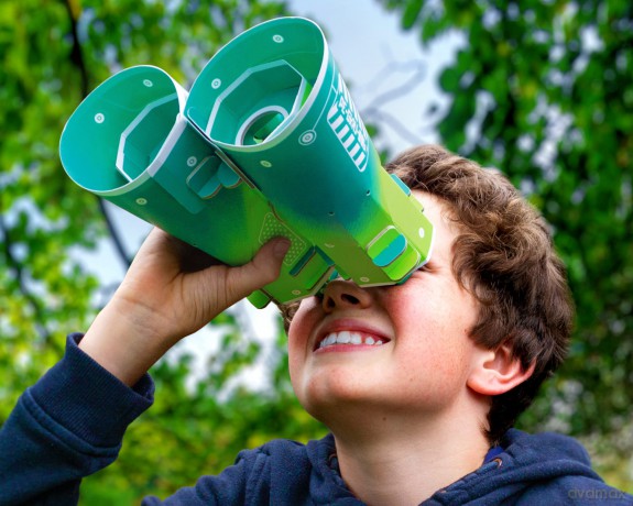Build Your Own Working Binoculars - 16x Magnification - Eco Friendly Cardboard Craft Kit - Ages 8+ [KSIĄŻKA]