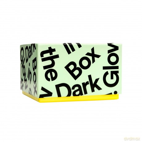 Cards Against Humanity Family Edition: Glow in The Dark Box - 300-Card Expansion [KSIĄŻKA]