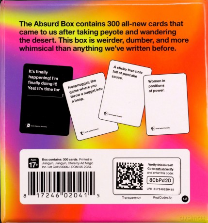 Cards Against Humanity: Absurd Box - 300-Card Expansion - Packaging May Vary [KSIĄŻKA]