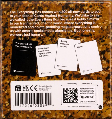 Cards Against Humanity: Everything Box - 300-Card Expansion [KSIĄŻKA]