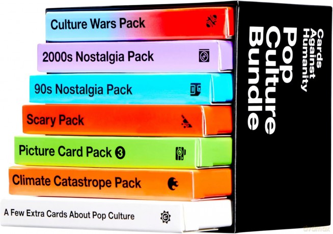 Cards Against Humanity: Pop Culture Bundle | 6 Themed Packs + 10 New Cards | New for 2023! [KSIĄŻKA]