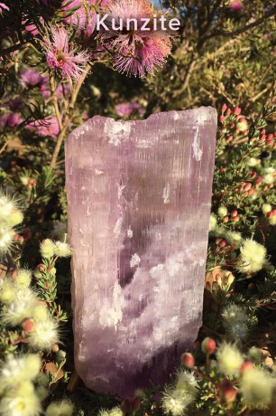Crystal Connections Message Cards: 70 Full Colour Cards and Instructions: 70 Cards With Instructions for Use - Adam Barralet [KSIĄŻKA]