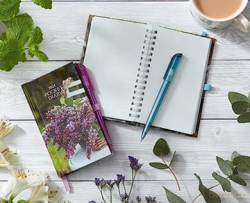 Dairy Diary 2024 Pocket Diary Set - Louise Burfitt [KSIĄŻKA]