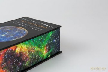 Earth and Space: 100 Postcards Featuring Photographs from the Archives of NASA - Nirmala Nataraj [KSIĄŻKA]
