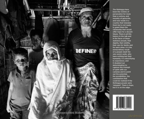 Edge of Hope: The Rohingya Refugee Camp at Cox's Bazar - Anthony Dawton [KSIĄŻKA]