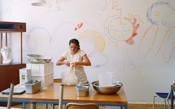 Ellie's Table: Food From Memory and Food From Home - Ellie Bouhadana [KSIĄŻKA]