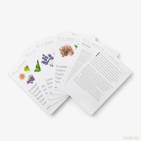 Essential Oils Recipes: A 52-Card Deck for Healing and Home: 50 Recipes - Eric Zielinski [KSIĄŻKA]