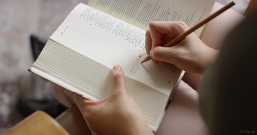 ESV Single Column Journaling Bible, Hosanna Revival Series (Hardcover, Madeleine Design): Esv Single Column Journaling Bible, Madeleine Design - Esv [KSIĄŻKA]