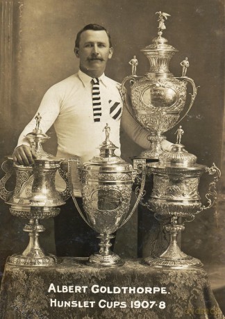 Famous and Forgotten: Albert Goldthorpe and Archie Rigg - rugby footballers - Robert Gate [KSIĄŻKA]