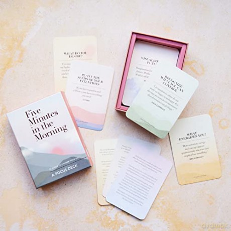 Five Minutes in the Morning: A Focus Journal (Five-minute Self-care Journals) - Aster [KALENDARZ]