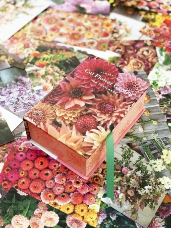Floret Farm's Cut Flower Garden 100 Postcards - Erin Benzakein [KSIĄŻKA]