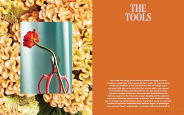 Flowering: Easygoing Floral Design for Surprising Contemporary Arrangements - Elizabeth Jaime [KSIĄŻKA]