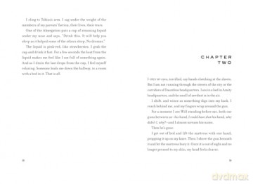 Four: A Divergent Collection - Veronica Roth [KSIĄŻKA]