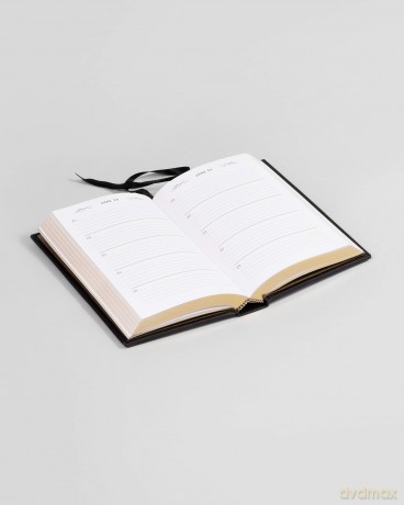 Fucking Brilliant One Line a Day: A Five-year Memory Book - Linus Boman [KALENDARZ]