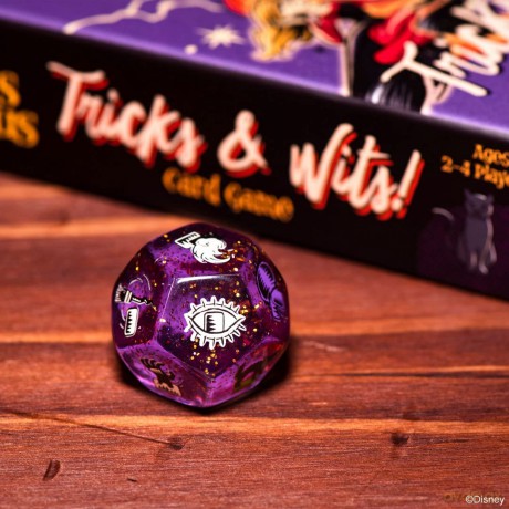 Funko Disney Hocus Pocus - Tricks and Wits! Card Game [KSIĄŻKA]