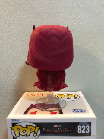 Funko Pop! 62345 Marvel Wandavision: Scarlet Witch (Glow in The Dark Special Edition) #823