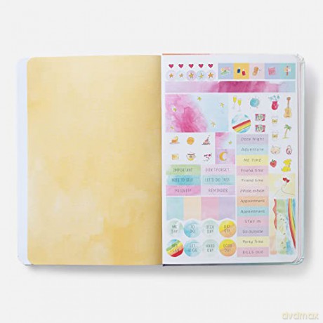 Grow, Bloom, Flourish: A 52-Week Planner for Self-Reflection (@bymariandrew) - Mari Andrew [KSIĄŻKA]
