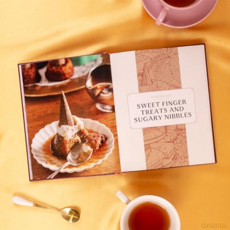 Harry Potter Afternoon Tea Magic: Official Snacks, Sips and Sweets Inspired by the Wizarding World (Official Harry Potter Cookbooks) - Veronica Hinke [KSIĄŻKA]