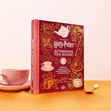 Harry Potter Afternoon Tea Magic: Official Snacks, Sips and Sweets Inspired by the Wizarding World (Official Harry Potter Cookbooks) - Veronica Hinke [KSIĄŻKA]