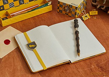 Harry Potter: Hufflepuff Elastic Band Bookmark (Classic Collection) - Insight Editions [KSIĄŻKA]