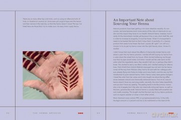Henna Archive: A Step-by-Step Guide to 30 Designs - Khamissa [KSIĄŻKA]