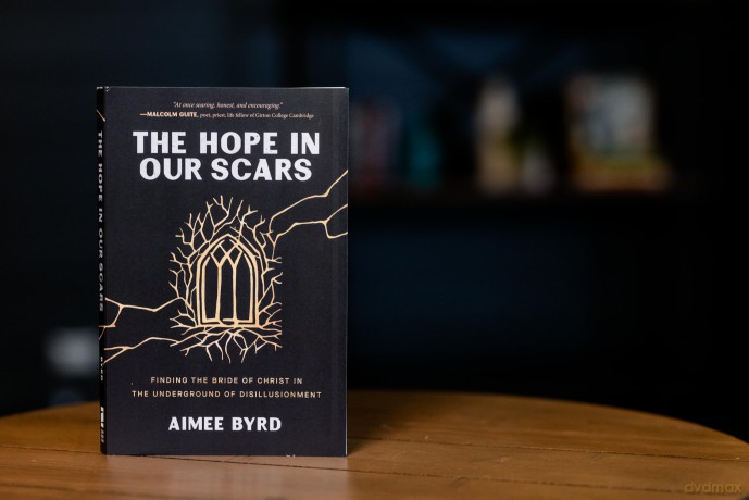 Hope in Our Scars: Finding the Bride of Christ in the Underground of Disillusionment - Alexander Christie-Miller [KSIĄŻKA]