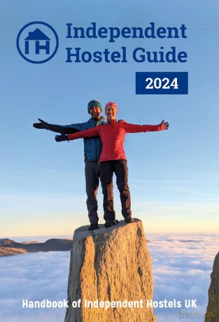 Independent Hostel Guide 2024 Handbook of Independent Hostels UK - Independent Hostels UK [KSIĄŻKA]