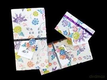 Indonesian Batik Gift Wrapping Papers: 12 Sheets of High-Quality 18 X 24 Inch Wrapping Paper: 18 x 24 inch (45 x 61 cm) Wrapping Paper - Periplus Editors [KSIĄŻKA]