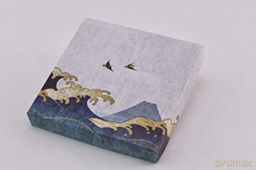 Japanese Washi Gift Wrapping Papers: 12 Sheets of High-Quality 18 x 24 (45 x 61 cm) Wrapping Paper: 18 x 24 inch (45 x 61 cm) Wrapping Paper [KSIĄŻKA]