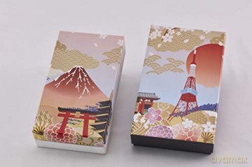 Japanese Washi Gift Wrapping Papers: 12 Sheets of High-Quality 18 x 24 (45 x 61 cm) Wrapping Paper: 18 x 24 inch (45 x 61 cm) Wrapping Paper [KSIĄŻKA]