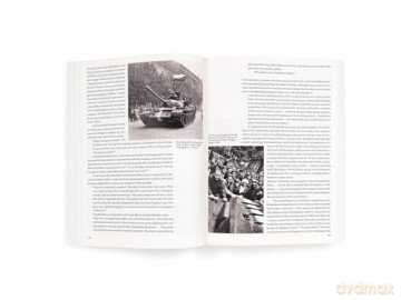 Josef Koudelka: Next: A Visual Biography by Melissa Harris - Melissa Harris [KSIĄŻKA]