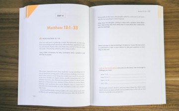 Knowing Jesus as King: A 10-Session Study on the Gospel of Matthew (The Bible Recap Knowing Jesus) (The Bible Recap Knowing Jesus Series) [KSIĄŻKA]