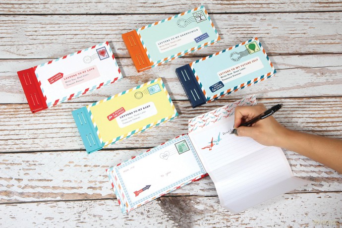 Letters to My Mom: Write Now. Read Later. Treasure Forever. - Lea Redmond [KSIĄŻKA]