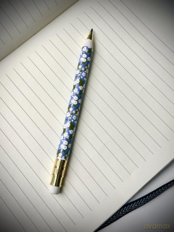 Liberty Mitsi Mechanical Pencil - Galison [KSIĄŻKA]