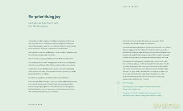 Life in Flow: Inspiration, sequences and poses to bring yoga into your everyday life - Kate Kendall [KSIĄŻKA]