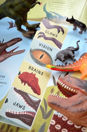Lift-the-Flap Encyclopedia of Dinosaurs: 200 Flaps to Explore! - Eryl Nash [KSIĄŻKA]
