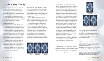 Lunar Tarot: Manifest your dreams with the energy of the moon and wisdom of the tarot - Jayne Wallace [KSIĄŻKA]