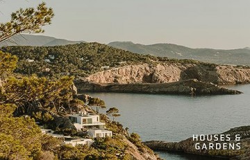 Made in Ibiza: A Journey Into the Creative Heart of the White Island - Liam Aldous [KSIĄŻKA]