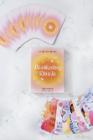Manifesting Rituals: 44-card deck and guidebook to manifest your dream life - Emma Mumford [KSIĄŻKA]