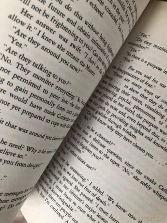Many Lives, Many Masters: The True Story of a Prominent Psychiatrist, His Young Patient, and the Past-Life Therapy That Changed Both Their Lives [KSIĄŻKA]