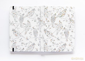 Millie Marotta Journal: ruled pages with full page illustrations from Wild Savannah: 20 - Millie Marotta [KSIĄŻKA]