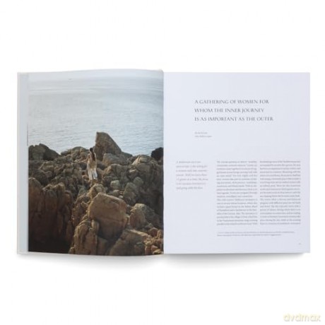 Mindful Places to Stay: Sublime Destinations for Yoga and Meditation - gestalten [KSIĄŻKA]