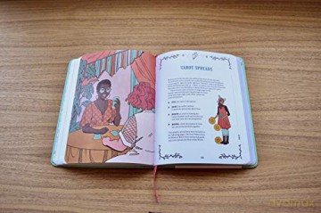 Modern Witch Tarot Journal - Lisa Sterle [KSIĄŻKA]