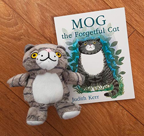 Mog the Forgetful Cat Book and Toy Gift Set: Everybody's favourite cat - as seen on TV in the beloved Channel 4 Christmas animation! - Judith Kerr [KSIĄŻKA]