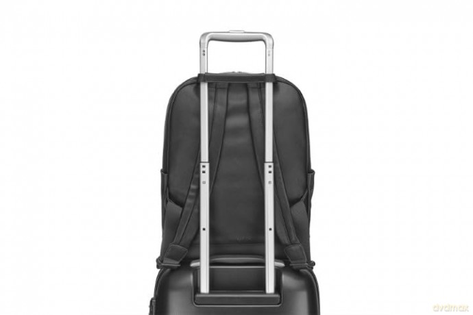 Moleskine - Classic Backpack, PC Backpack Compatible with Computer, Laptop, Notebook and iPad up to 15'', Size 32 x 42 x 11 cm, Black - Moleskine [KSIĄŻKA]