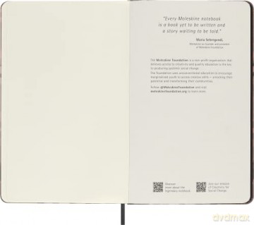 Moleskine - Limited Edition Notebook, Sakura Notebook with Themed Graphics, Plain Layout and Fabric Hard Cover, Size Large 13x21 cm, 240 pages [KSIĄŻKA]