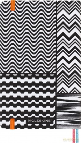Moleskine Notebook - Large, Ruled, Black and White, Hard Canvas Cover [KSIĄŻKA]